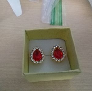 Red Artificial Diamond Rhinestone Stud Earrings